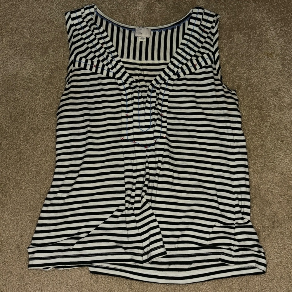 Anthropologie 9-h15 stcl black and white striped top with blue detailing. Size M